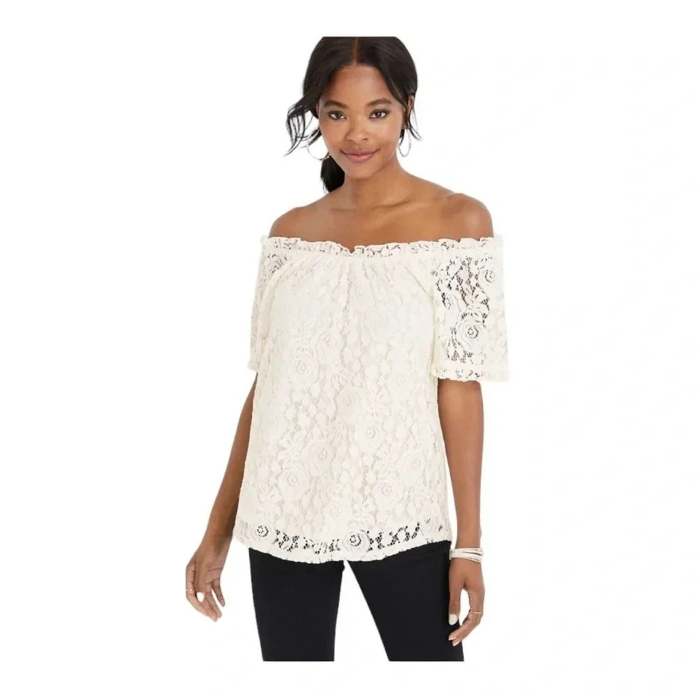 🤍Miss Chievous Cream Lace Top